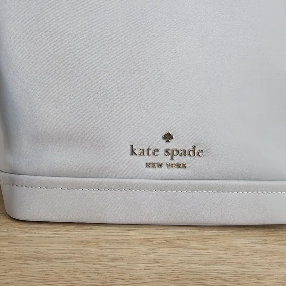 kate spade New York Large Crossbody Bag. - Picture 10 of 16